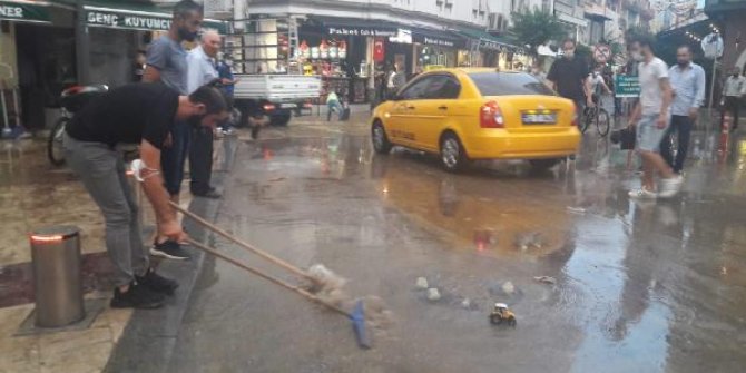 Ordu’da yağmur etkili oldu; yollar göle döndü
