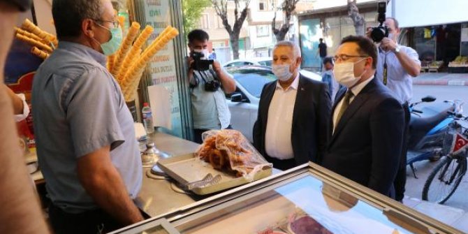 Afyonkarahisar Valisi Çiçek: Karantinaya uymayanlara izin vermeyeceğiz