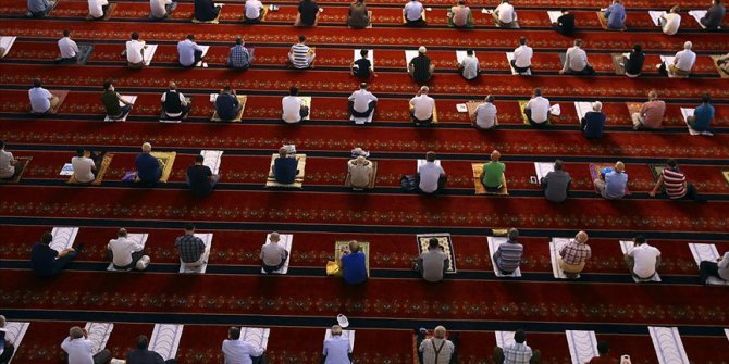 'Din İstismarına Karşı Ferasetli ve basiretli Olalım' konulu cuma hutbesi okundu