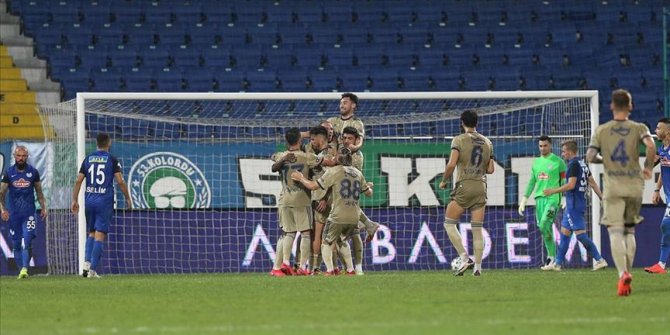 Fenerbahçe sezonun ilk maçında kazandı