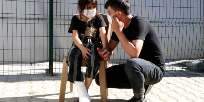 Yunan askerinin 8 yaşındaki Gazin'i sınırda plastik mermiyle yaraladığı iddia edildi