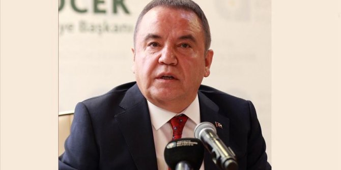 Kovid-19 tedavisi gören Başkan Böcek'in sağlık durumu stabil
