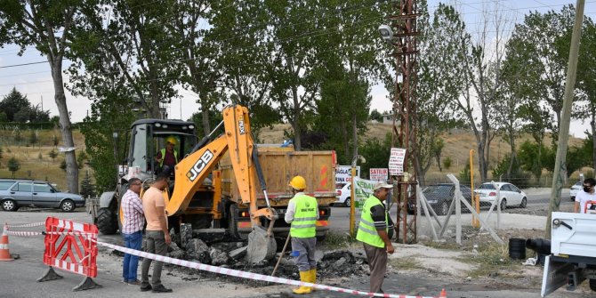 Susuzluk çeken 2 mahallenin su sorunu çözüldü