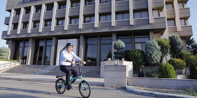 Bakan Dönmez Avrupa Hareketlilik Haftası kapsamında pedal çevirdi