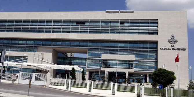 AYM'den 18 yılda sonuçlanan dava için tazminat kararı