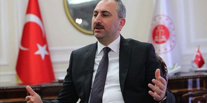 Adalet Bakanı Gül: Yunan makamları hukukun gereğini acilen yapmalı