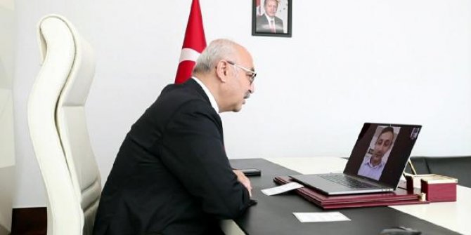 İzmir Valisi Köşger gazilerle görüntülü görüştü