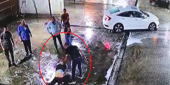 Dövüldükten sonra araçtan atıldı, başka bir araç çarptı; darp anları kamerada
