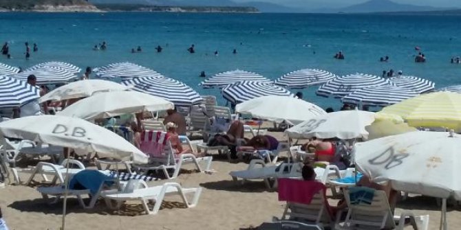 Aydın plajları sezonun son günlerinde yüzde yüz doluluk yaşadı