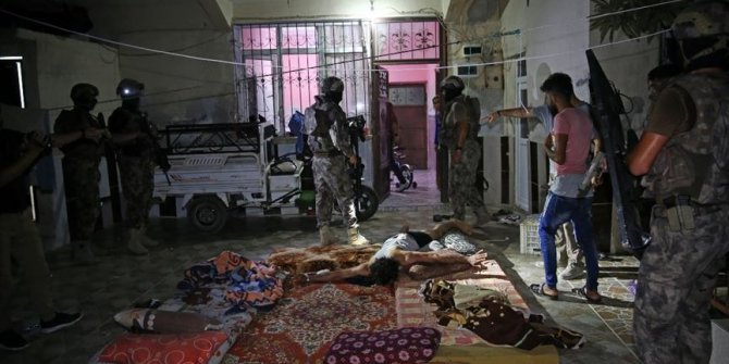 Adana'da DEAŞ operasyonunda 5 kişi yakalandı