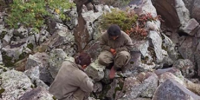 İçişleri: 2 kadın terörist sağ olarak ele geçirildi