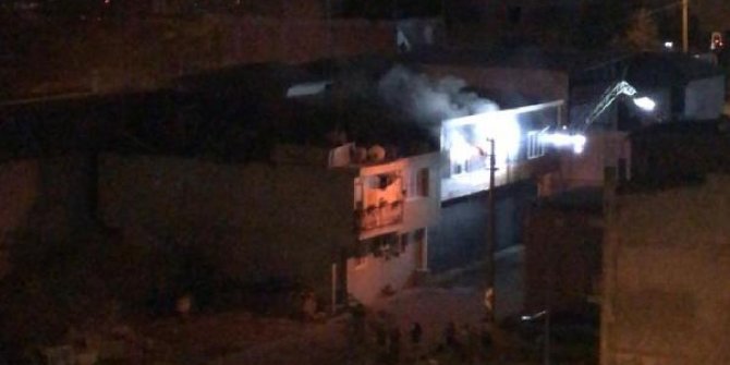 İzmir'de marangoz atölyesinde korkutan yangın