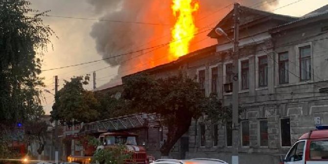 Ukrayna’da apartmanda yangın: 1 ölü