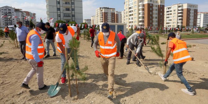 Personele hatıra ormanı