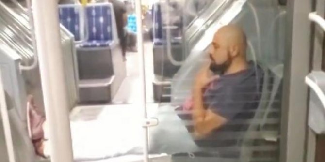 Pes dedirtti! Metrobüste akılalmaz görüntü