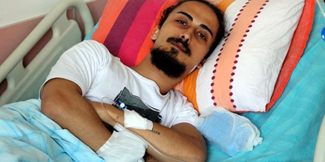 Sahilde arkadaşlarıyla gitar çalan tıp fakültesi öğrencisinin çenesini kırdılar