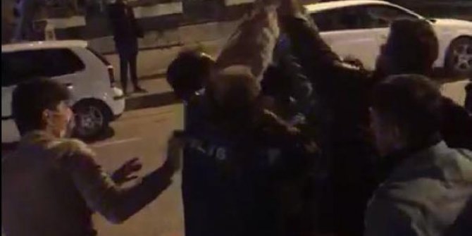 Eğlence mekanına alınmayınca havaya ateş açan polise gözaltı