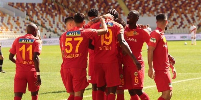 Yeni Malatyaspor 'maça akreditesiz seyirci alındığı' iddialarını yalanladı