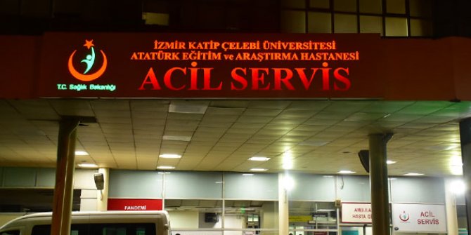 İzmir'de iki grup arasında bıçaklı kavga: 3 yaralı