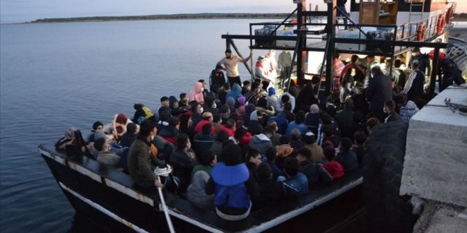 Çanakkale açıklarında 144 sığınmacı yakalandı