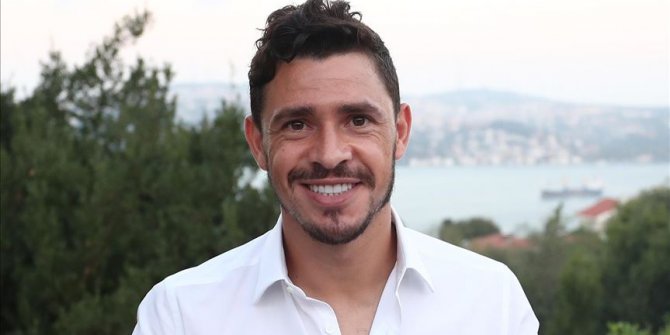Medipol Başakşehir, Giuliano'yu transfer etti