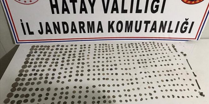 Hatay'da motosiklette 516 sikke ele geçirildi