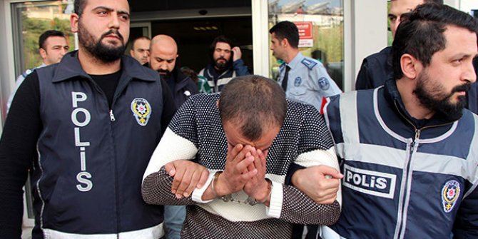 9 bıçak darbesiyle annesini öldüren sanığa, tahrik indirimiyle 21 yıl hapis