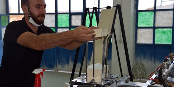 Koronavirüsü fırsata çevirdi, şoförlüğü bırakıp kağıt bardak tesisi kurdu