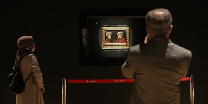 Fatih'in portresi halk ziyaretine açıldı
