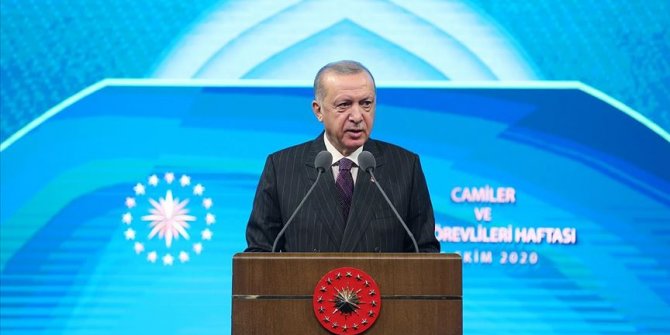 Cumhurbaşkanı Erdoğan: Macron'un 'İslam krizde' açıklaması saygısızlıktan öte açık bir provokasyondur