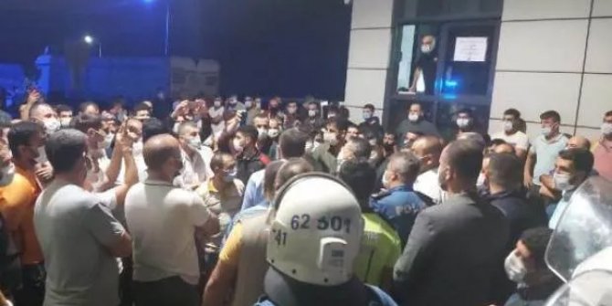 Bir ilçeyi sokağa döken koku