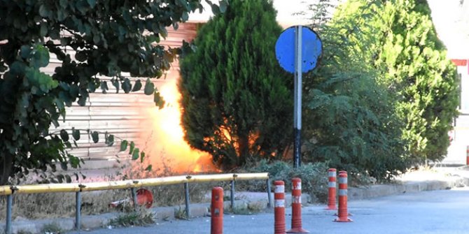 Hastane bahçesindeki şüpheli valiz, fünye ile patlatıldı