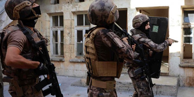 Gaziantep'te uyuşturucu satıcılarına 670 polisle operasyon: 19 gözaltı