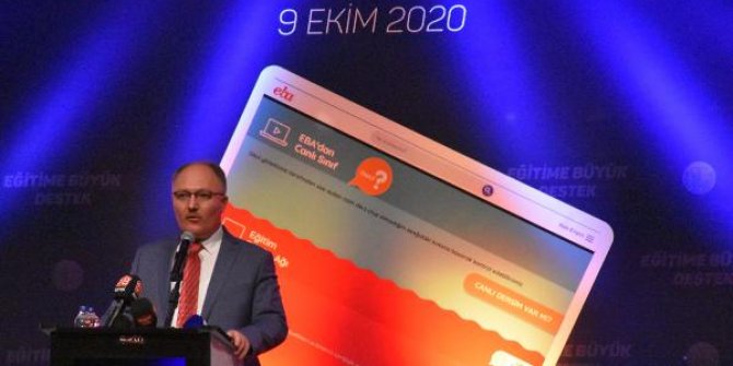 Sivas Belediyesi'nden öğrencilere internet paketli tablet