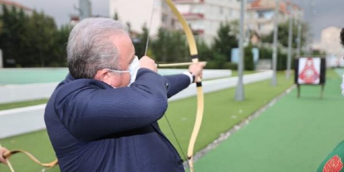 TBMM Başkanı Şentop, Okçular Vakfı'nı ziyaret etti