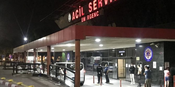 İzmir'de sahte içkiden zehirlendiğini belirterek hastaneye başvuran 2 kişi daha yaşamını yitirdi