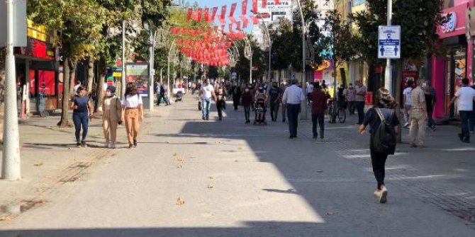 Sakarya'da, maske takmayana 3 gün yurtta karantina uygulanacak