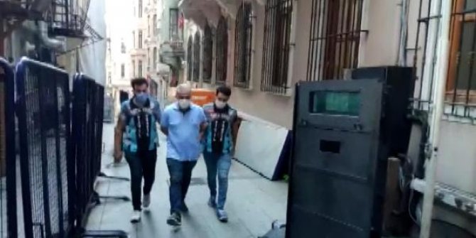 Beyoğlu'nda 15 liralık tarife uygulayan değnekçi yakalandı