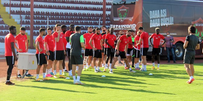 Hatayspor'da üç futbolcunun Koronavirüs testi pozitif çıktı