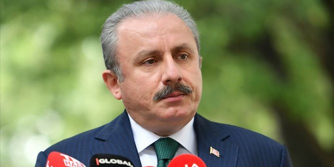 TBMM Başkanı Şentop: Darbeci karanlık kafaları aydınlatacak ışığın anahtarı milletimizin iradesidir