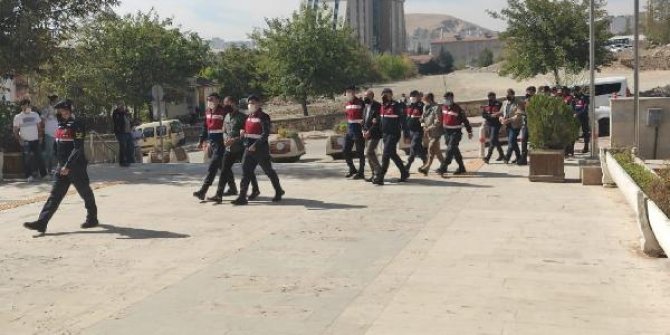 Şantiyeden 1 ton 841 kilo bakır kablo hırsızlığına 9 gözaltı