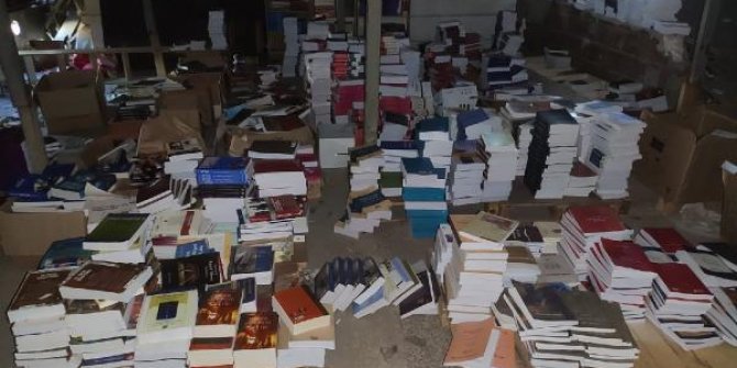 İstanbul'da binlerce korsan kitap ele geçirildi: 4 gözaltı