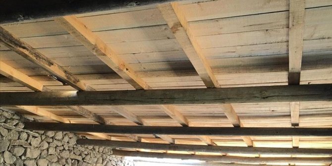 Çalınan aydınlatma direğinin ahır inşaatında kullanıldığı ortaya çıktı