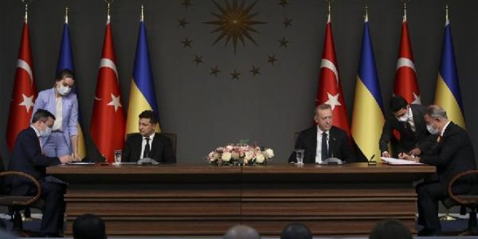 Türkiye ile Ukrayna arasında 'Askeri Çerçeve Anlaşması' imzalandı
