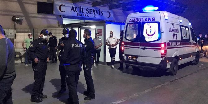 Sakarya'da trafik kazasında yaralanan yunus polisi şehit oldu