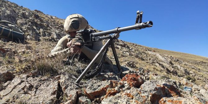 Barış Pınarı bölgesine taciz ateşi açan 3 terörist etkisiz hale getirildi
