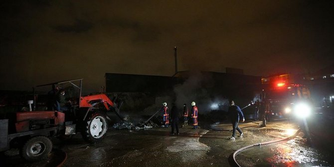 Başkentte sanayi sitesinde çıkan yangın hasara neden oldu