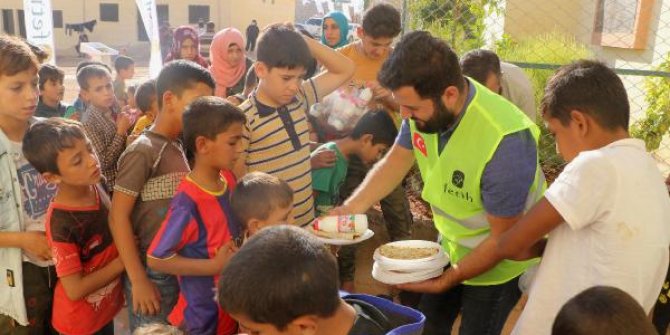 Suriye'de yetim aileleri için 200 konutluk yaşam Merkezi açıldı