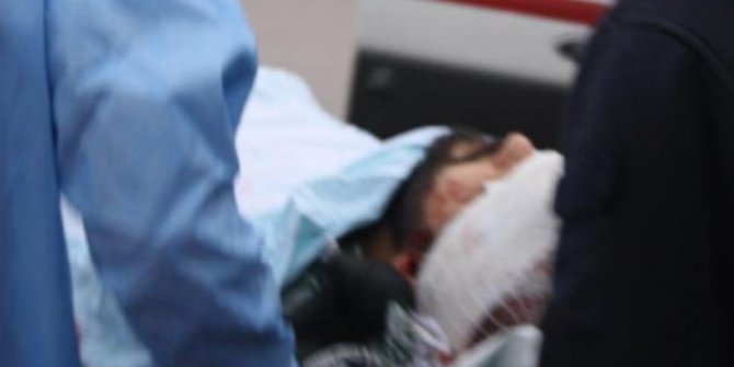 Silah seslerini duyup balkona çıkınca başından vuruldu