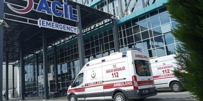 İzmir'de sahte içki zehirlenmesi şüphesiyle ölenlerin sayısı 26'ya yükseldi